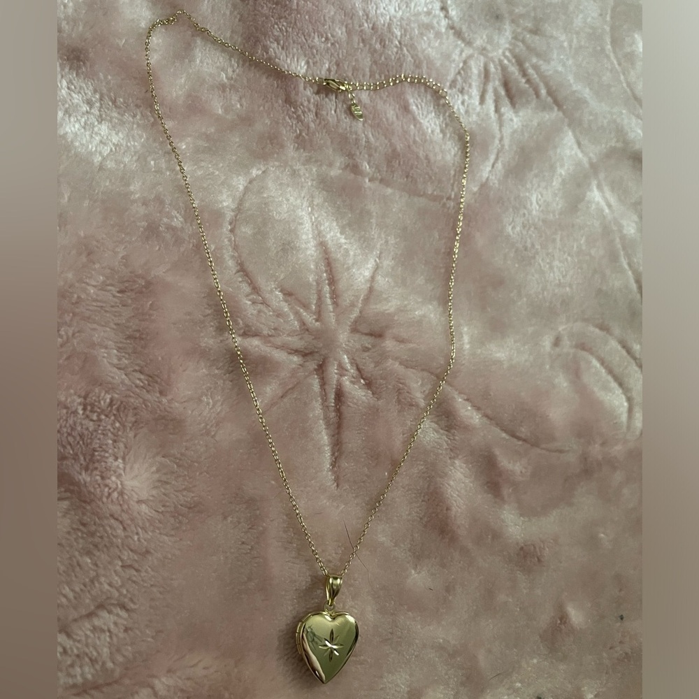 Gold Heart Locket Necklace - Women Jewelry